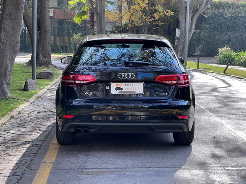 Imagen 10 de 15 de Audi A3 Sportback 1.4 Tfsi
