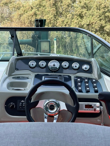 Imagen 14 de 17 de Canestrari 245 2021 Mercruiser V8 300 22hs De Uso Nueva