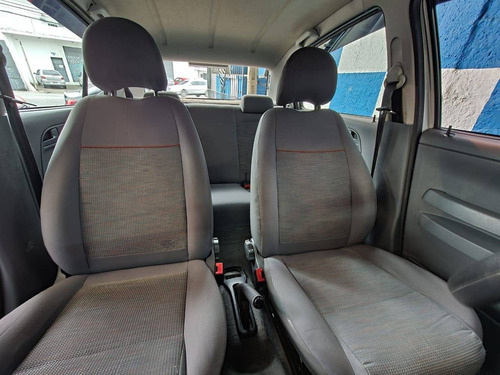 Volkswagen Fox 1.6 Mi Plus 8v Flex 4p Manual