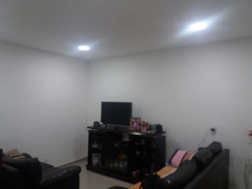 Imagem 10 de 15 de Casa De Rua-à Venda-curicica-rio De Janeiro - Brca30057