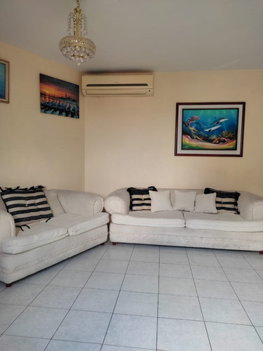 Imagen 7 de 14 de Camila Espinosa Vende Apartamento Tipo Estudio. Res. Bello Campo, Mañongo Cerca Del C.c Sambil, Valencia Carabobo