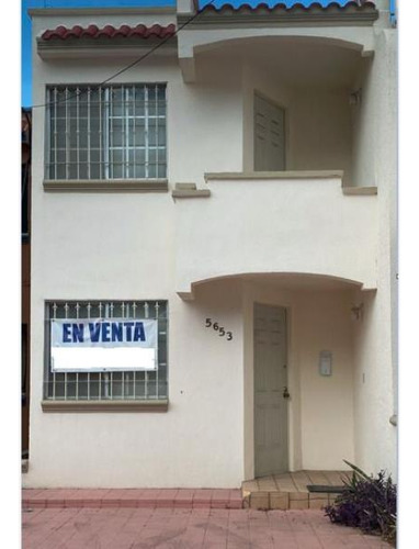 Casa En Venta En Colonial Cumbres