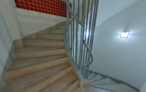 Depósito Oficinas Galpon Edificio Comercial Polo Audiovisual Productoras Tecnología Ideal Pick Up Con Montacargas Todos Medios Locomoción Chacarita 7 Baños Luminoso Alquiler Chacarita