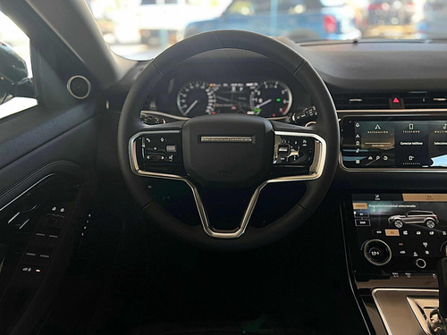 Imagen 15 de 21 de Land Rover Range Rover Evoque New Model P300e Hibrida