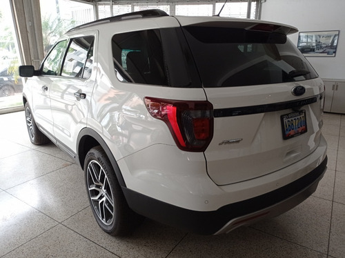 Imagen 5 de 9 de Ford Explorer