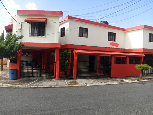 Venta Casa Urbanización Máximo Gómez Santo Domingo Norte 
