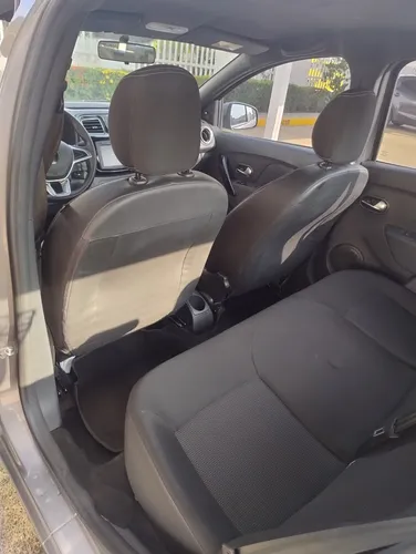 Renault Logan 1.6 Expression / Life +