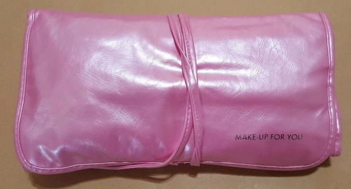 Imagen 4 de 7 de Set 24 Pinceles Profesionales Para Maquillaje Color Rosa