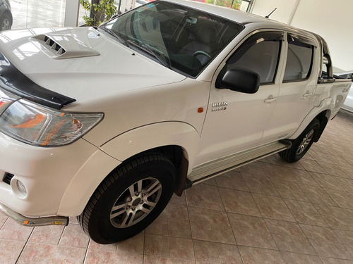 Toyota Hilux 3.0 Cd Sr C/ab 171cv 4x4