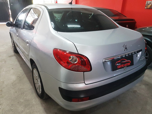 Peugeot 207 1.6 Sedan Xt Tope De Gama