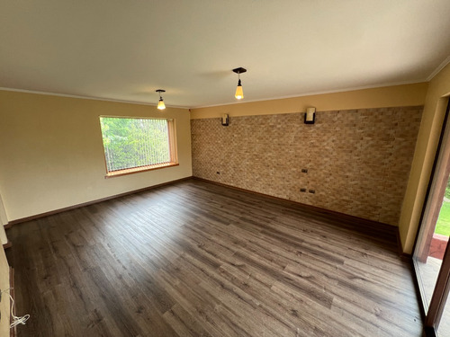 Lujosa Y Exclusiva Casa En Venta En Lo Cañas