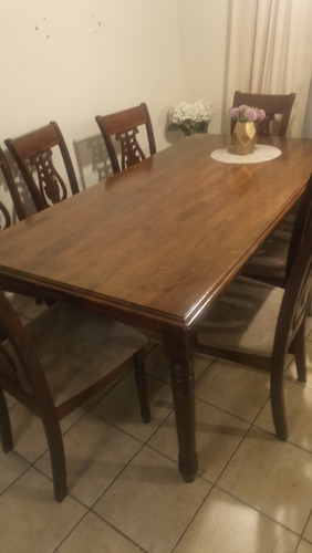 Comedor De 8 Sillas De Madera Estilo Clásico Bien Conservado (Usado)