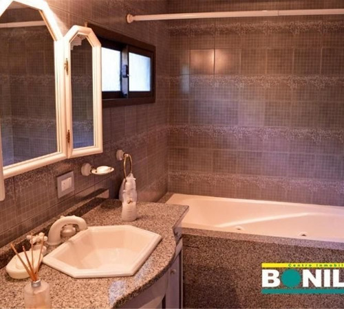 Imagen 15 de 25 de Casa 5 Ambientes Venta Villa Pueyrredon