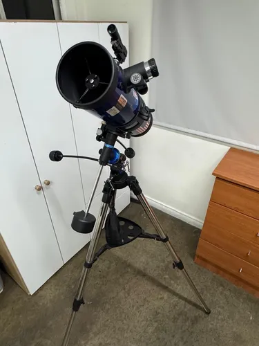 Telescopio Meade Polaris 127 Eq, Reflector 216005 Color Azul (Usado)