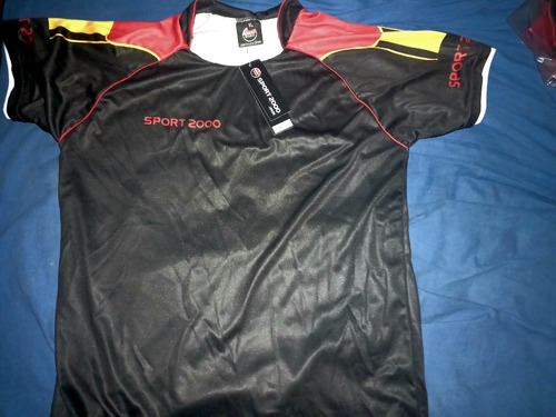 Camiseta Sport2000 Negra