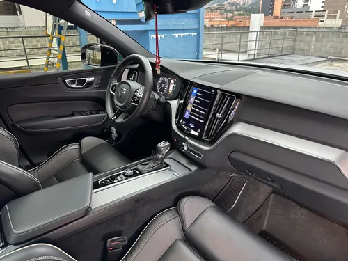 Volvo XC60 2.0 T5 Awd R-design