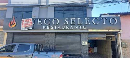 Propiedad Rentable Frente Al Parque San Blas, Tabacundo