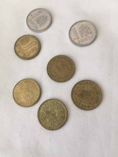 Lote De 7 Monedas De Una Peseta Española Años 1985 Y 1966