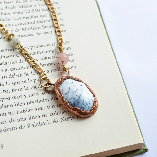 Collar De Piedras Agata, Cuarzo Rosa Y Coral Blanco, Cod1