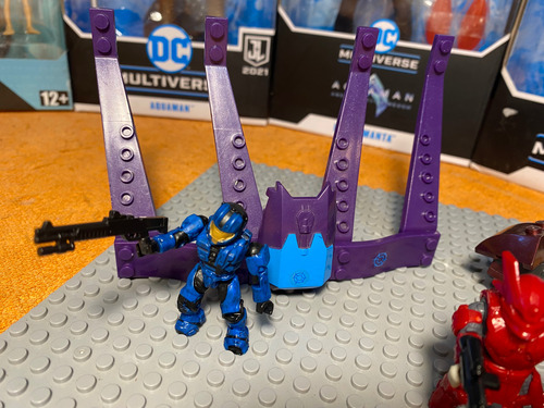 Megabloks Mega Construx Halo Vs (406) 1 Halo (Usado)