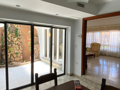 Casa 3 Dormitorios 2 Baños Tiene 2 Terrenos