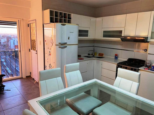 Imagen 4 de 9 de Excelente Depto 4 Ambientes, Apto Profesional.