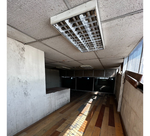Arriendo De Bodega Con Excelente Ubicación Metro Einstein