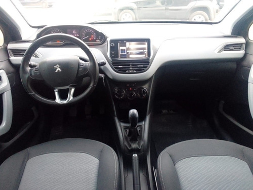Imagen 12 de 15 de Peugeot 208 Allure 1.5