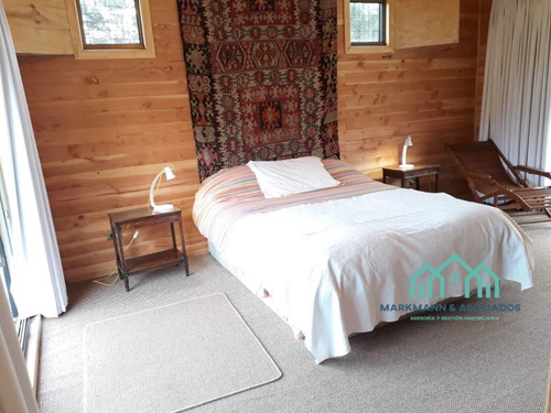 Casa Y Cabaña Con Orilla De Rio En Condominio Privado Pucon