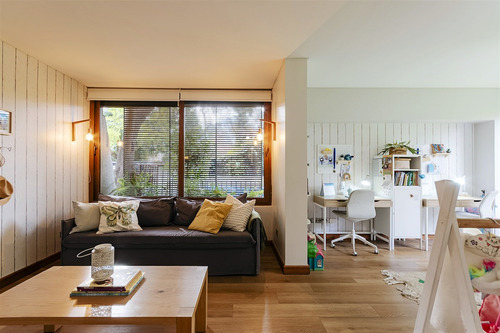 Estupenda Casa Remodelada En Vitacura, Excelente Ubicación.