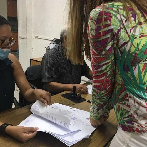 Imagen 3 de 9 de Traductor Oficial Certificado Interprete Ingles Venezuela