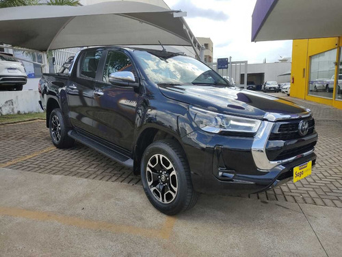 Imagem 3 de 13 de Toyota Hilux Cabine Dupla Srx 2.8 Tdi Cd 4x4 (aut)