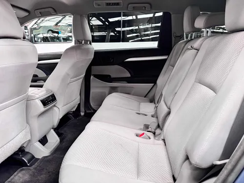 Toyota Highlander 3.5 Le At