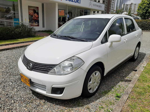 Nissan 2012 Tiida