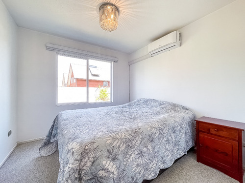 Arriendo Casa De 2 Pisos En Sector Residencial En G Mistral.