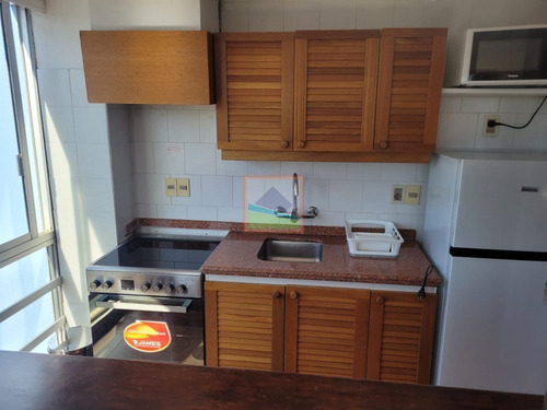 Imagen 6 de 22 de Apartamento De 2 Dormitorios Punta Del Este Avda.roosvelt
