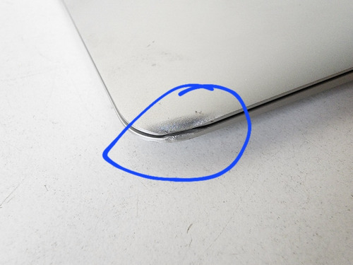 Imagen 9 de 10 de Macbook Air A1466 I5 8gb De Ram 256gb Ssd + Cargador - Leer