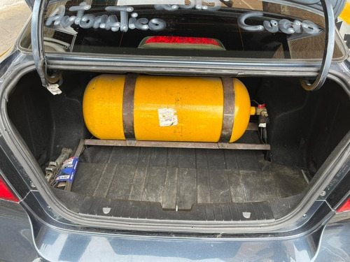 Imagen 8 de 10 de Chevrolet Aveo Lt