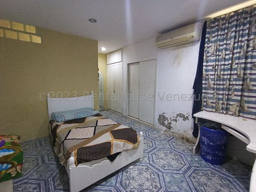 Casa En Venta Para Remodelar Urb Tiuna Maracay 25-14056 Apd