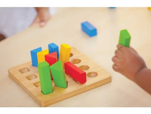 Juego Tablero Encajar Formas Geométricas Niños Plan Toys