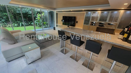 Apartamento ( 2 Niveles/ Amoblado/ Remodelado) Venta La Castellana Mls-25-16876