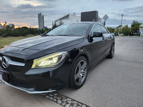 Mercedes-Benz Clase CLA 2.0 250 Cgi Sport At