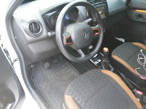 Renault Kwid 2021 1.0 Version Outsider