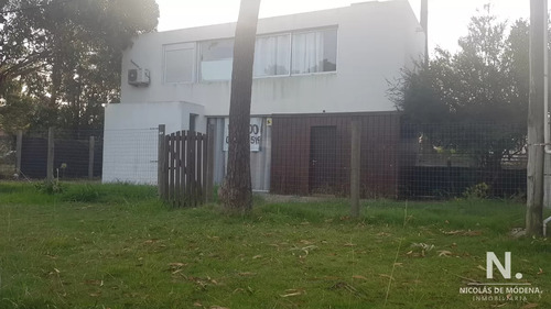 Casa En Pinares En Venta