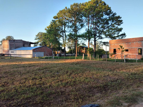 Terreno En Venta, 600 M2, Esquina Corrientes, A 100m Del Rio