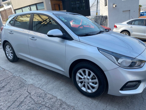 Hyundai Accent 1.6 Hb Gl Mid Mt