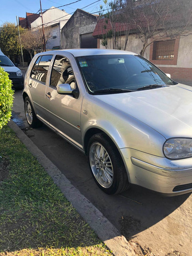 Imagen 2 de 8 de Volkswagen Golf 2005 1.6 Format