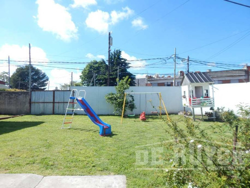 Local Con Vivienda En Venta En Florencio Varela Oeste