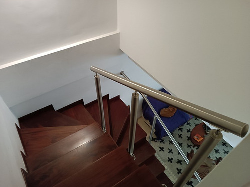 En Venta Town House En Naguanagua Residencias Villa Nueva. St