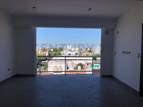 Venta Departamento 2 Ambientes Liniers